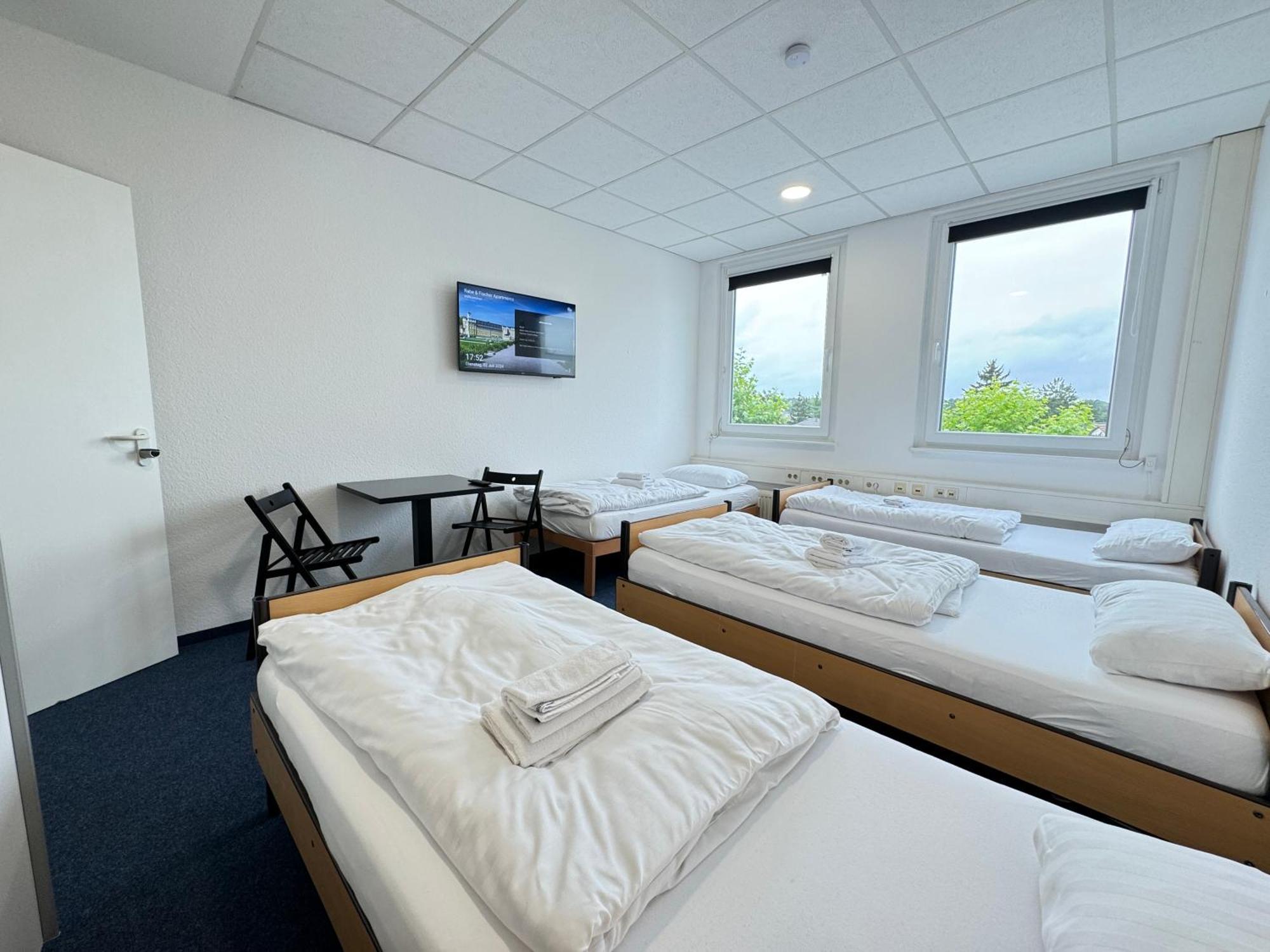 Thuja Apartments Karlsruhe-Neureut By Kurzzeit エクステリア 写真