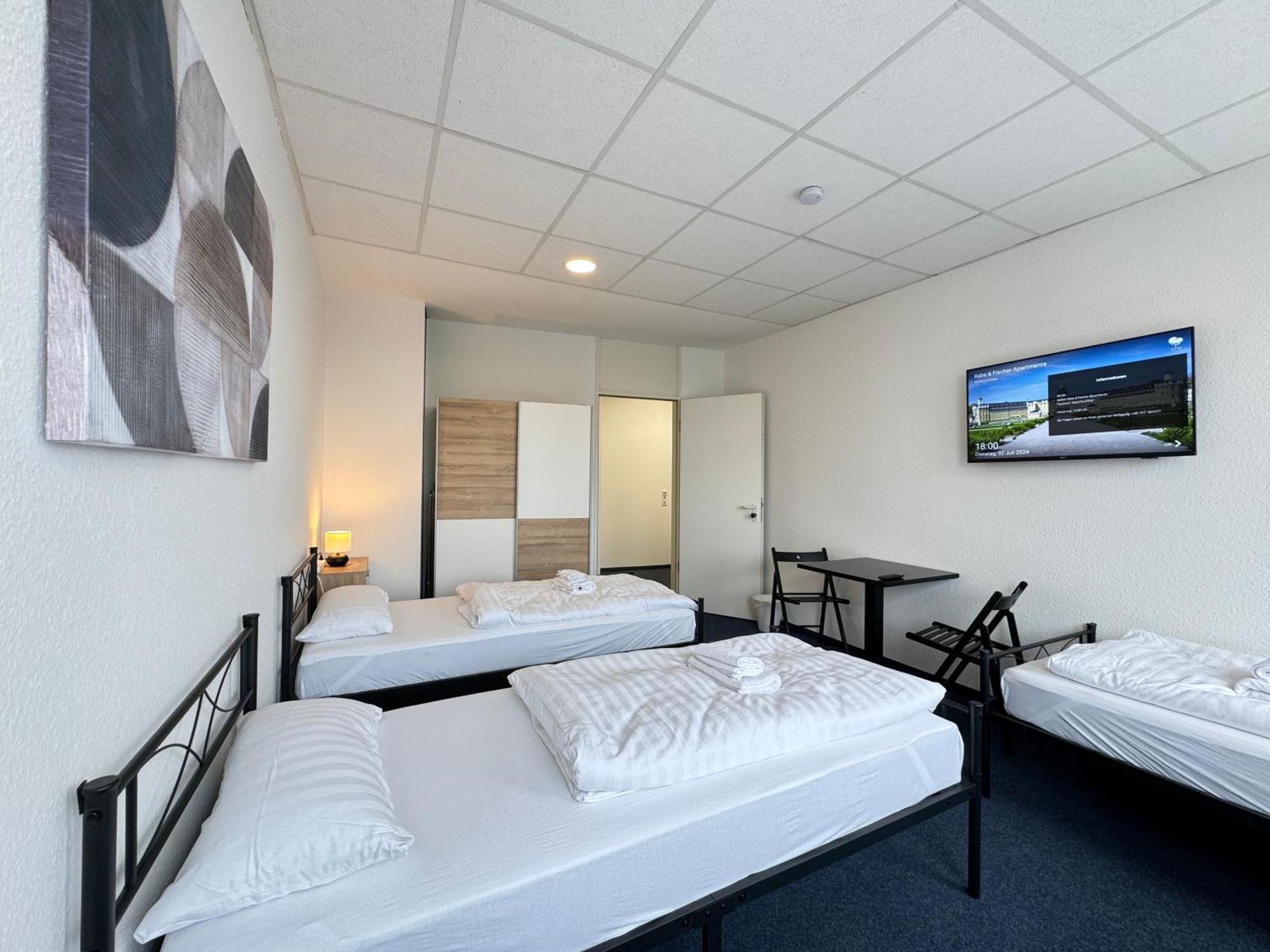 Thuja Apartments Karlsruhe-Neureut By Kurzzeit エクステリア 写真